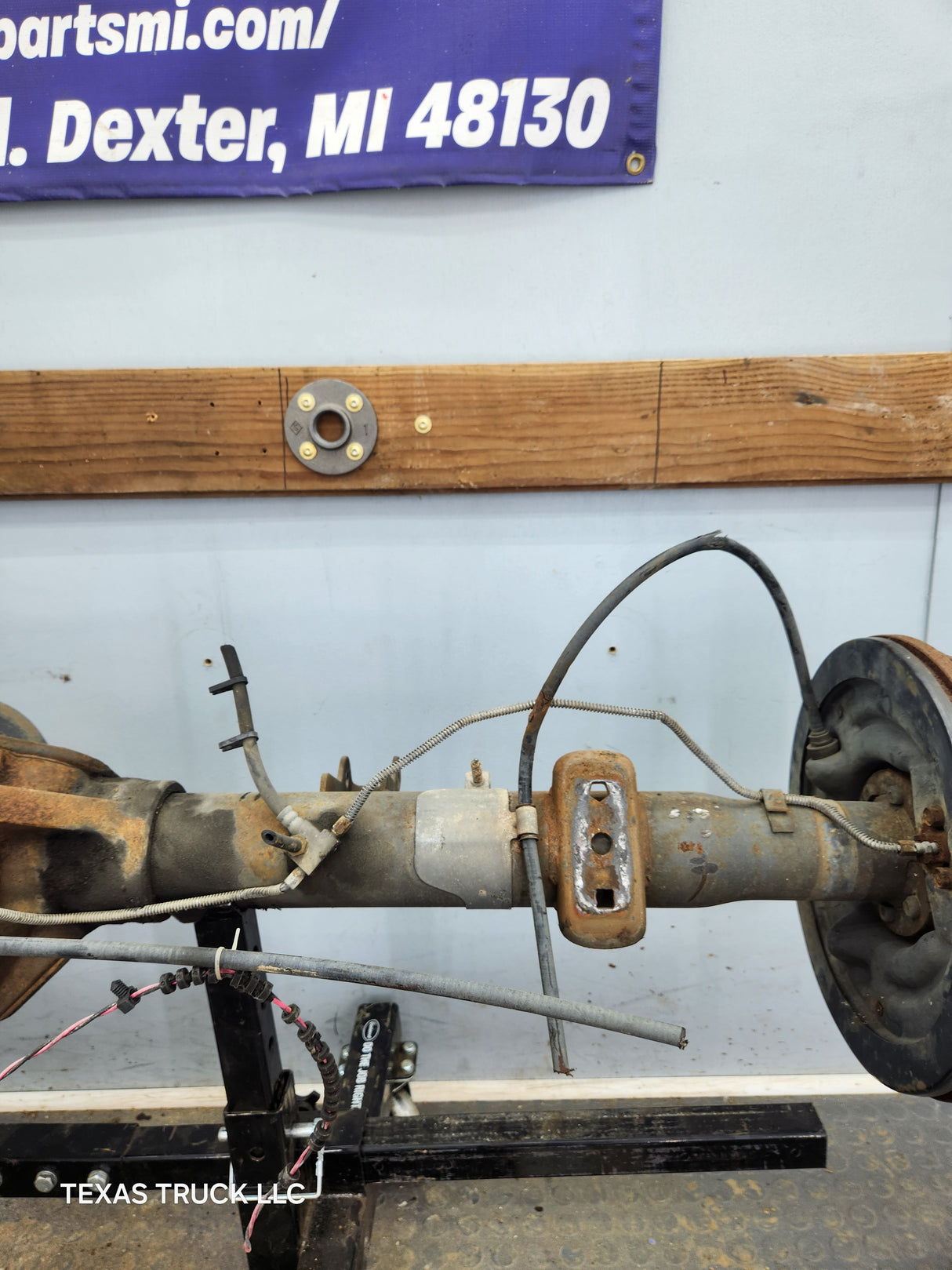 1994-1999 2nd Gen Dodge Ram 1500 3.55 Rear Axle 9.25 120k Miles