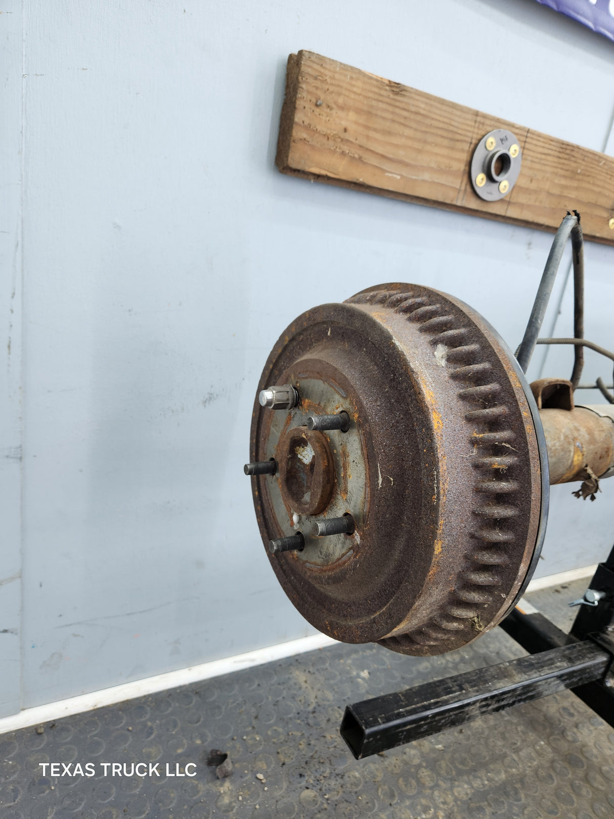 1994-1999 2nd Gen Dodge Ram 1500 3.55 Rear Axle 9.25 120k Miles