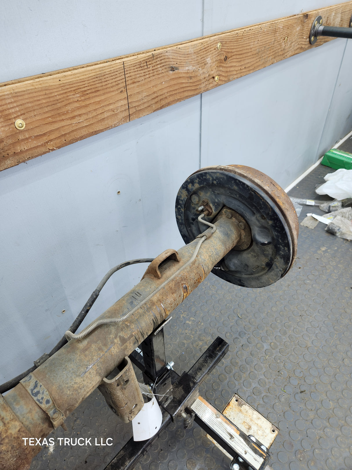 1994-1999 2nd Gen Dodge Ram 1500 3.55 Rear Axle 9.25 120k Miles