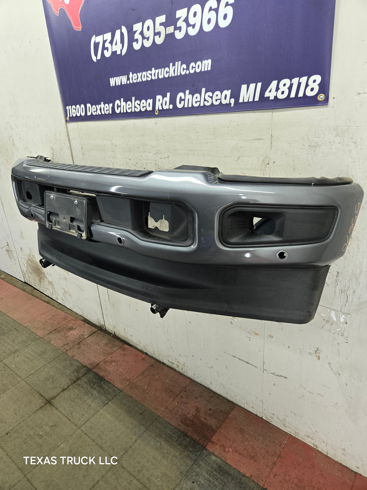 2023-2025 Ford Super Duty F250 F350 Front Bumper - Gray