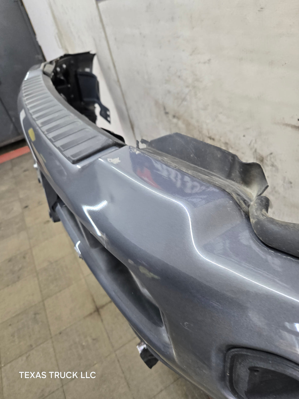 2023-2025 Ford Super Duty F250 F350 Front Bumper - Gray