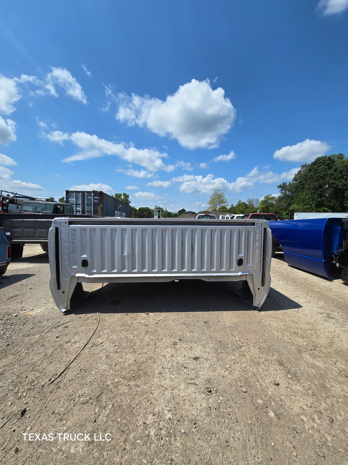 2011-2016 Ford F250 F350 Super Duty 6' 9" Short Truck Bed - Silver