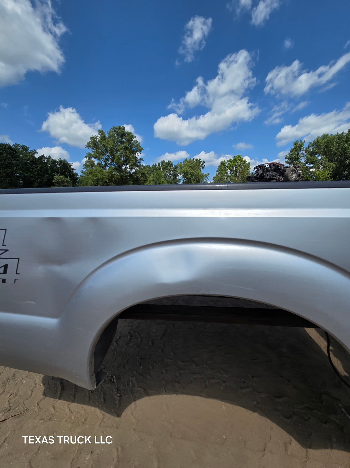 2011-2016 Ford F250 F350 Super Duty 6' 9" Short Truck Bed - Silver