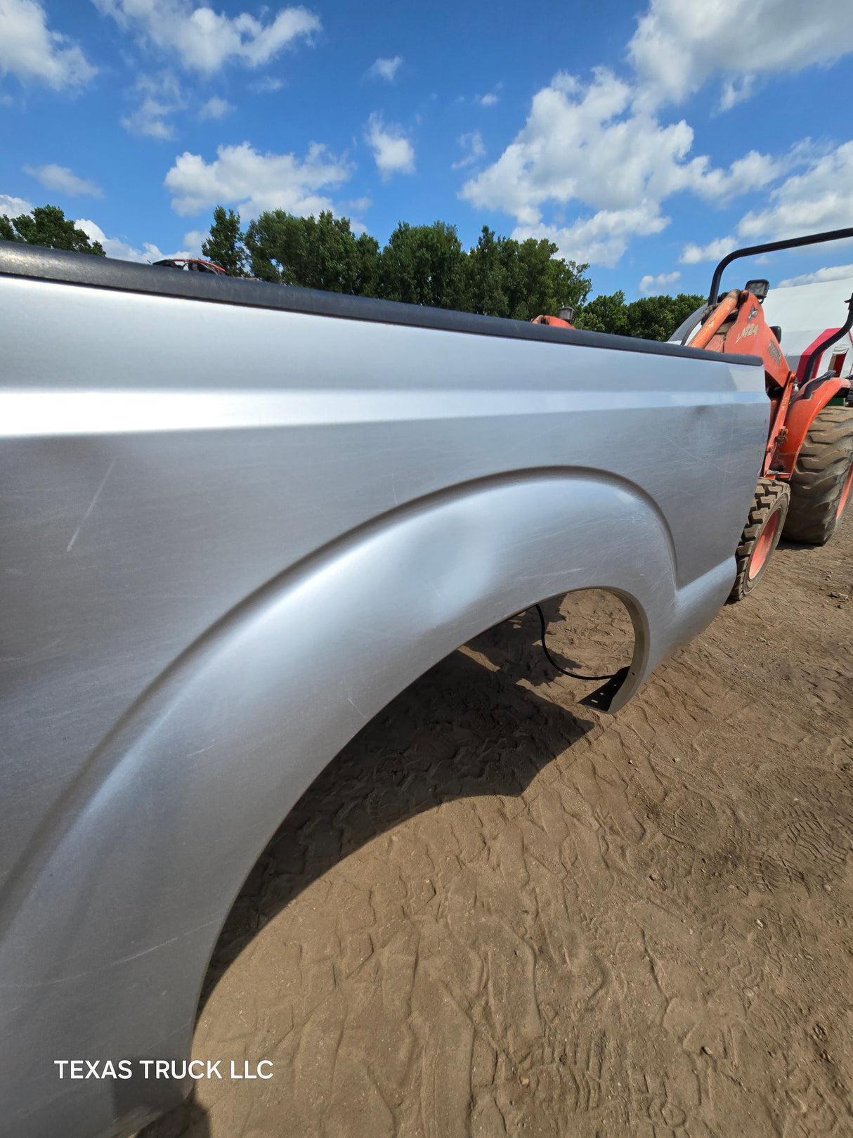 2011-2016 Ford F250 F350 Super Duty 6' 9" Short Truck Bed - Silver