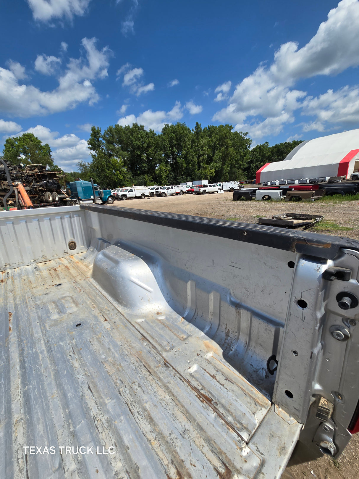 2011-2016 Ford F250 F350 Super Duty 6' 9" Short Truck Bed - Silver
