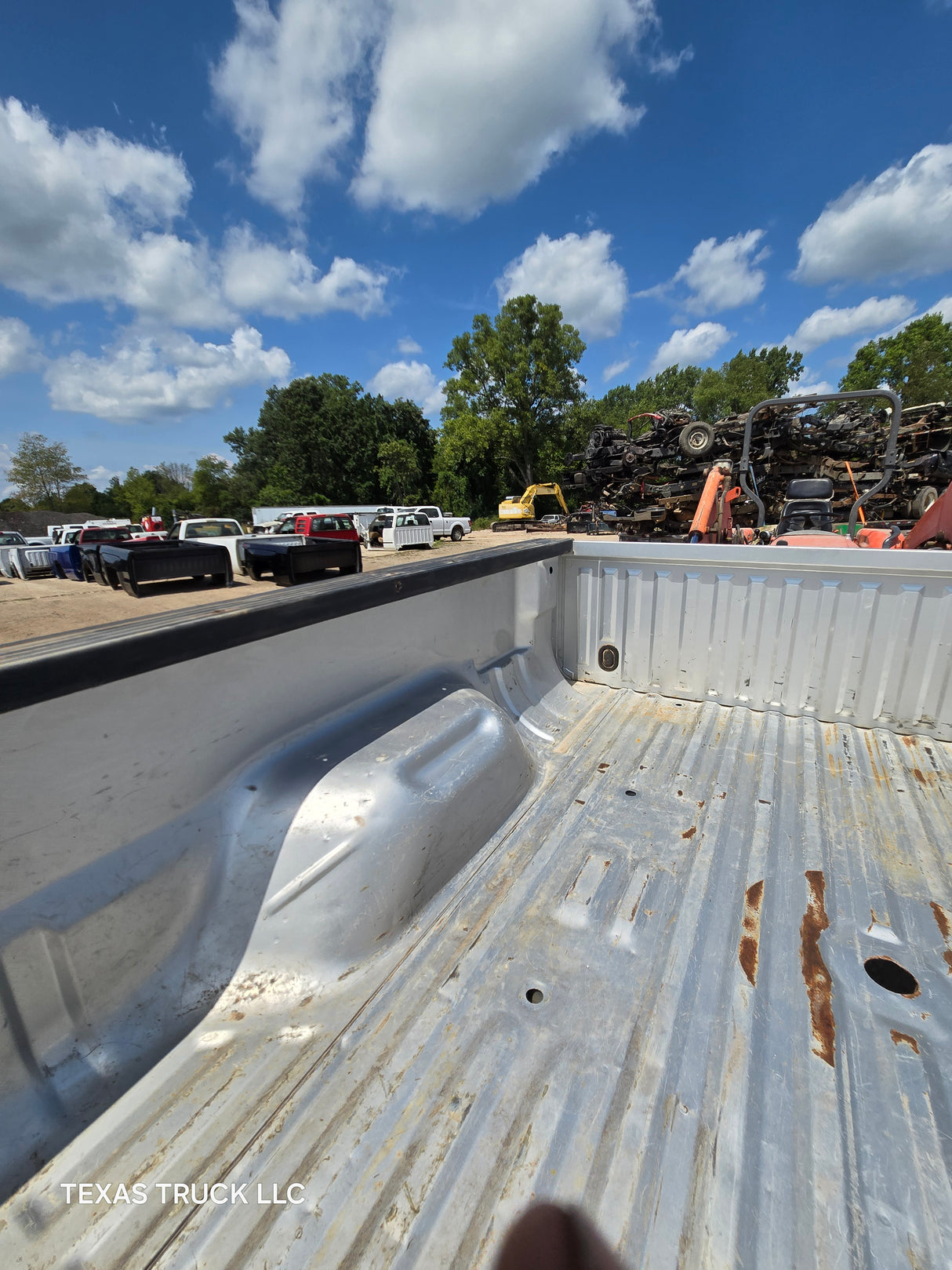 2011-2016 Ford F250 F350 Super Duty 6' 9" Short Truck Bed - Silver