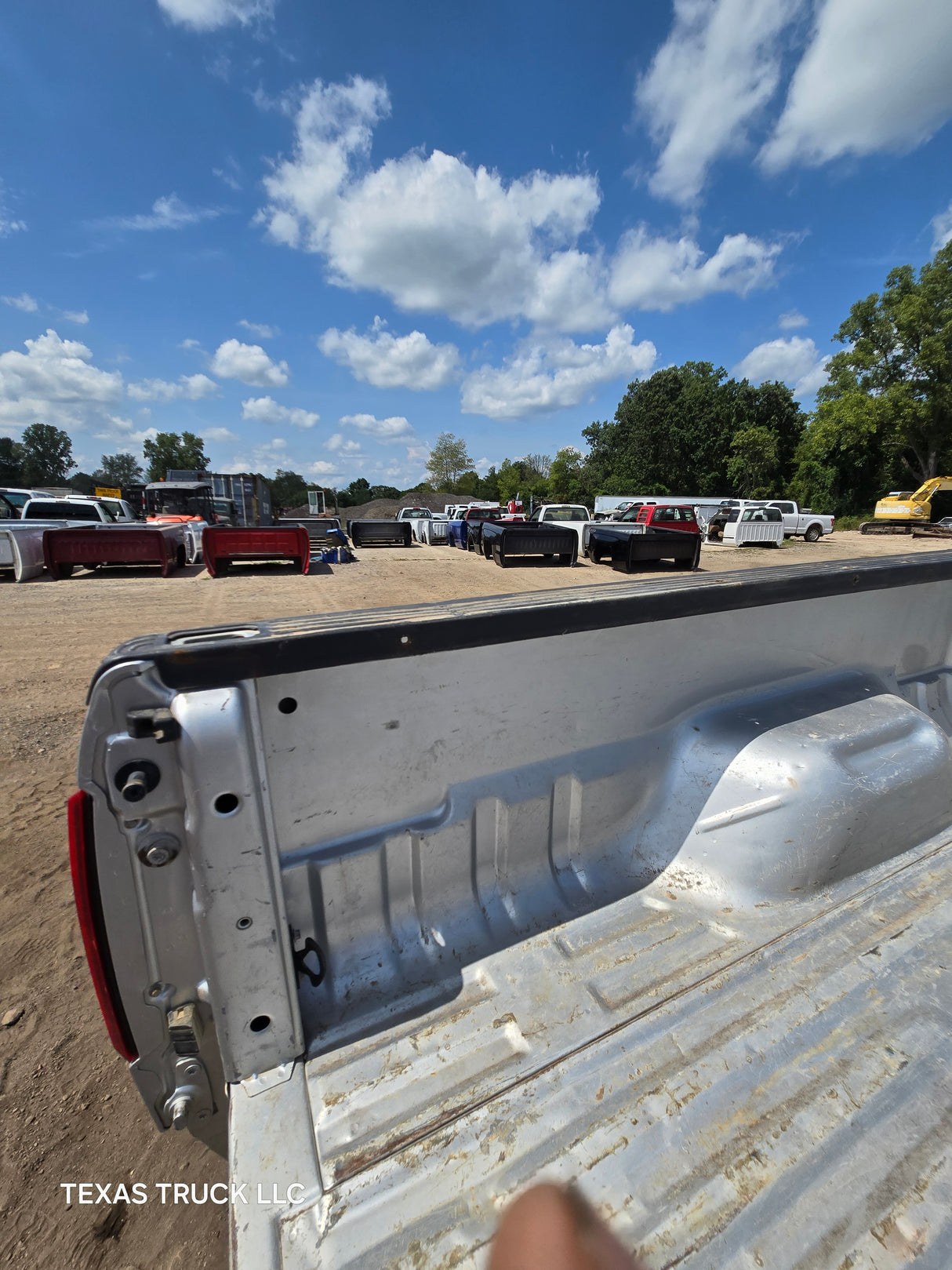 2011-2016 Ford F250 F350 Super Duty 6' 9" Short Truck Bed - Silver