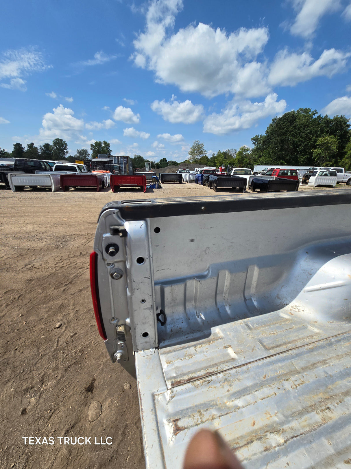 2011-2016 Ford F250 F350 Super Duty 6' 9" Short Truck Bed - Silver