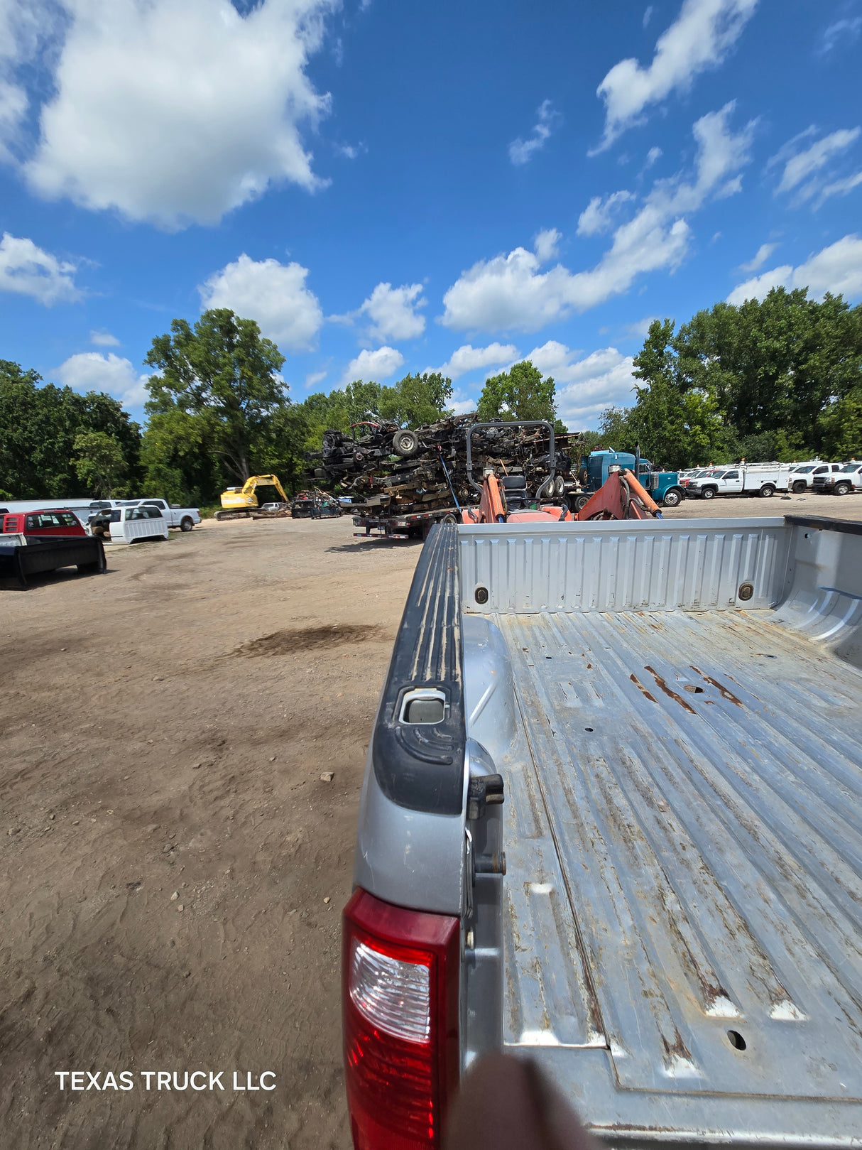 2011-2016 Ford F250 F350 Super Duty 6' 9" Short Truck Bed - Silver