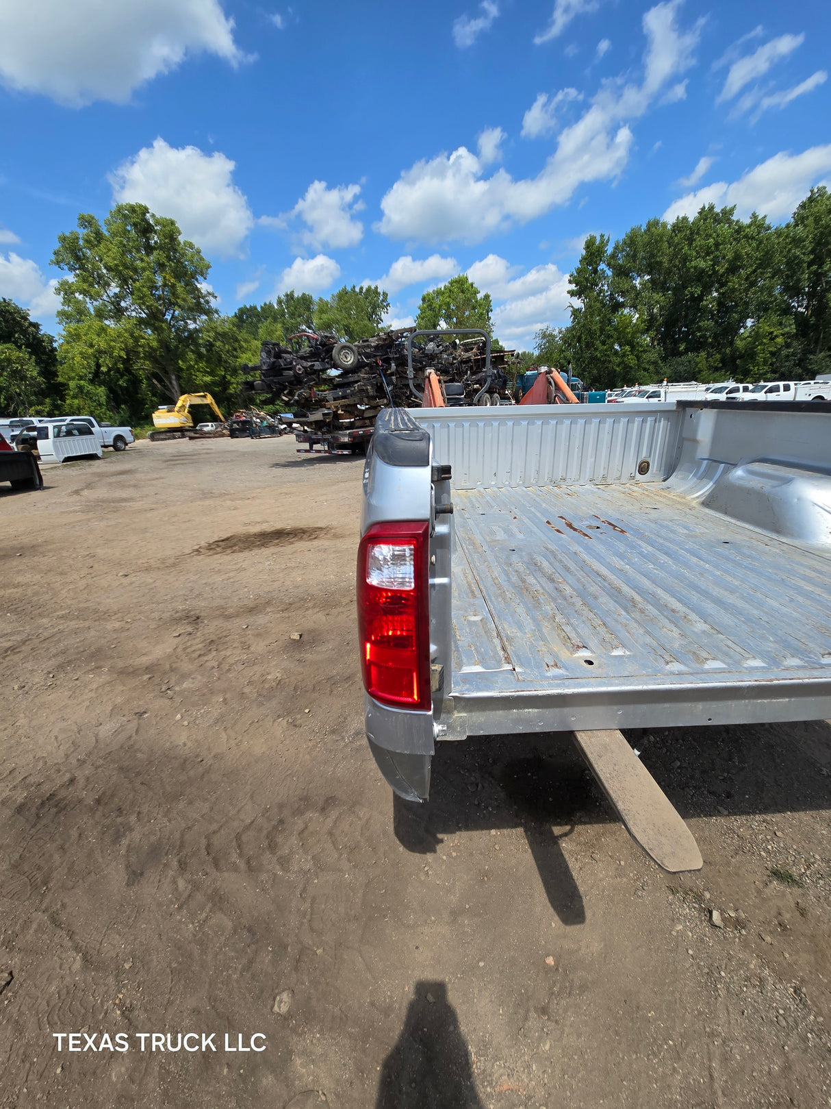 2011-2016 Ford F250 F350 Super Duty 6' 9" Short Truck Bed - Silver