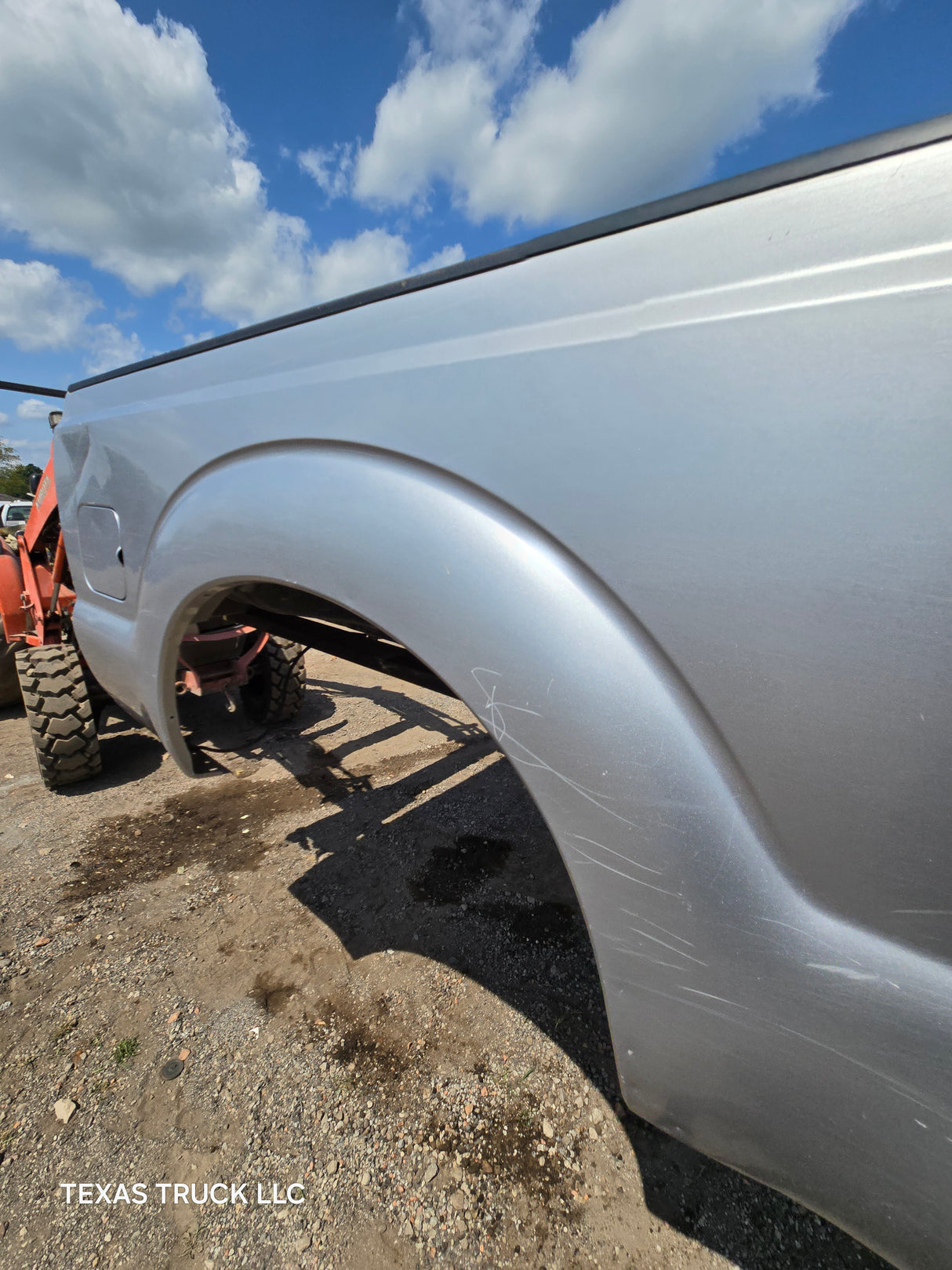 2011-2016 Ford F250 F350 Super Duty 6' 9" Short Truck Bed - Silver