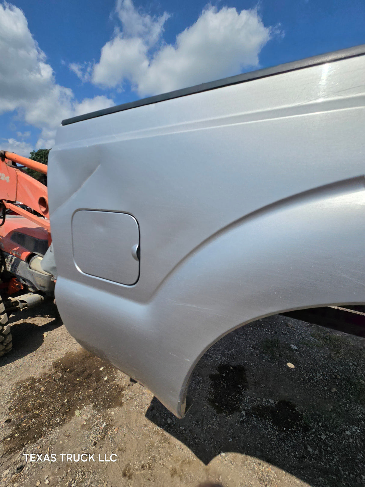 2011-2016 Ford F250 F350 Super Duty 6' 9" Short Truck Bed - Silver