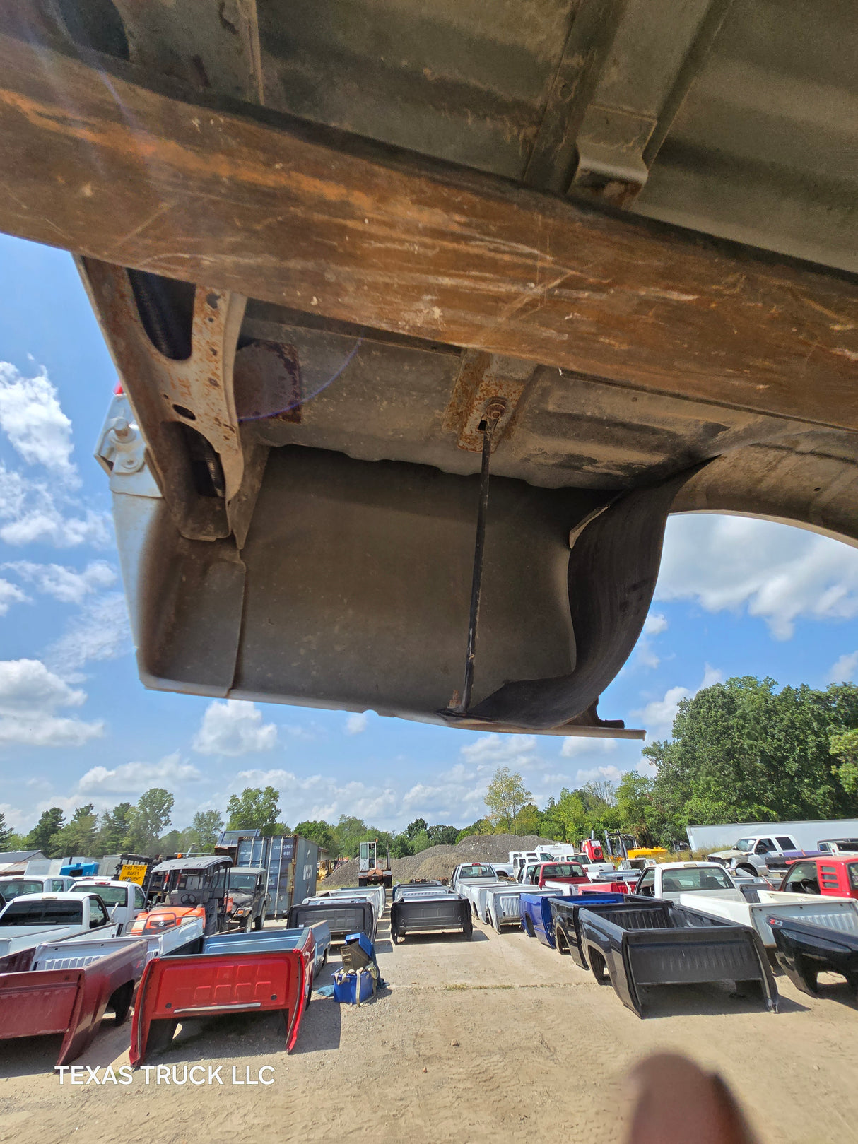 2011-2016 Ford F250 F350 Super Duty 6' 9" Short Truck Bed - Silver