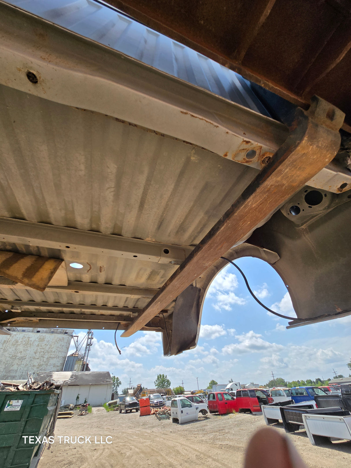 2011-2016 Ford F250 F350 Super Duty 6' 9" Short Truck Bed - Silver