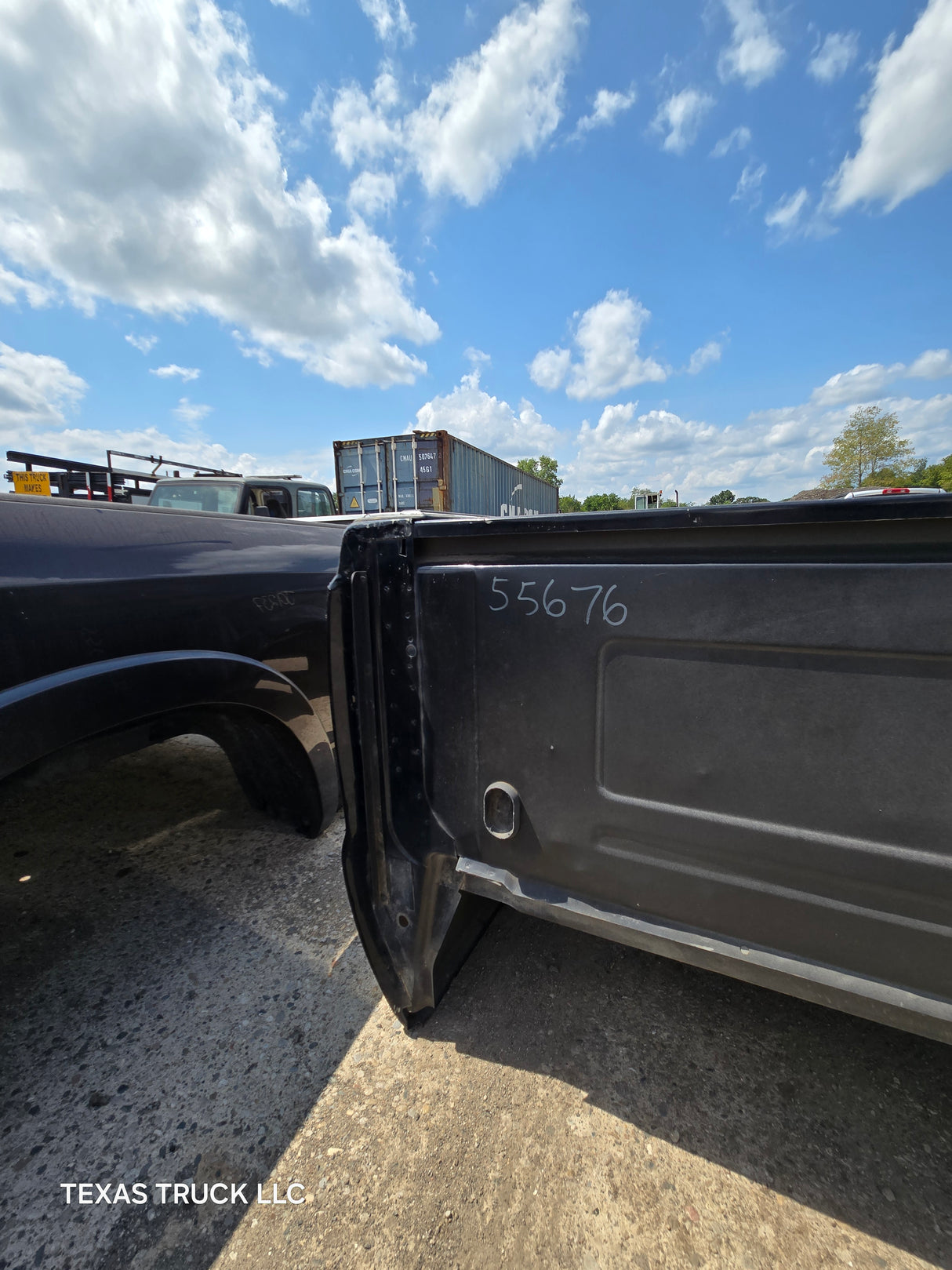 1999-2010 Ford Super Duty F250 F350 6' 9" Short Truck Bed - Black