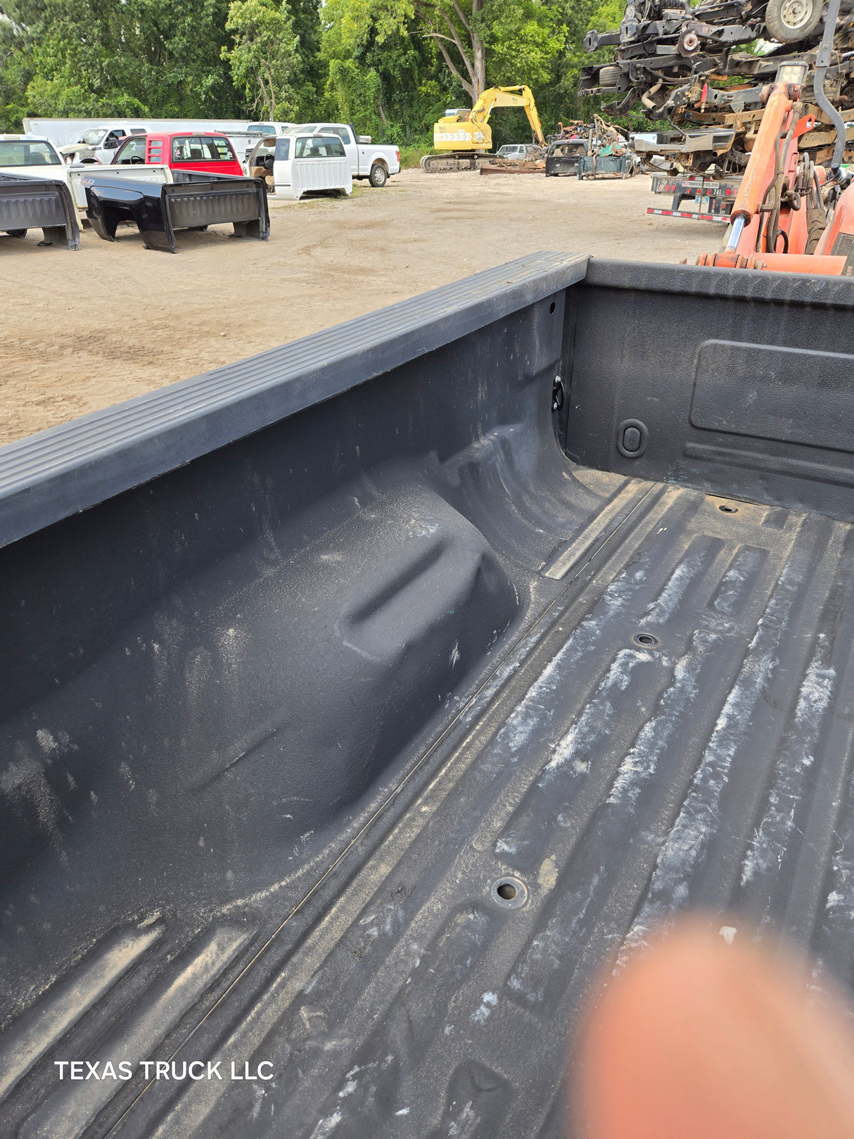 1999-2010 Ford Super Duty F250 F350 6' 9" Short Truck Bed - Black