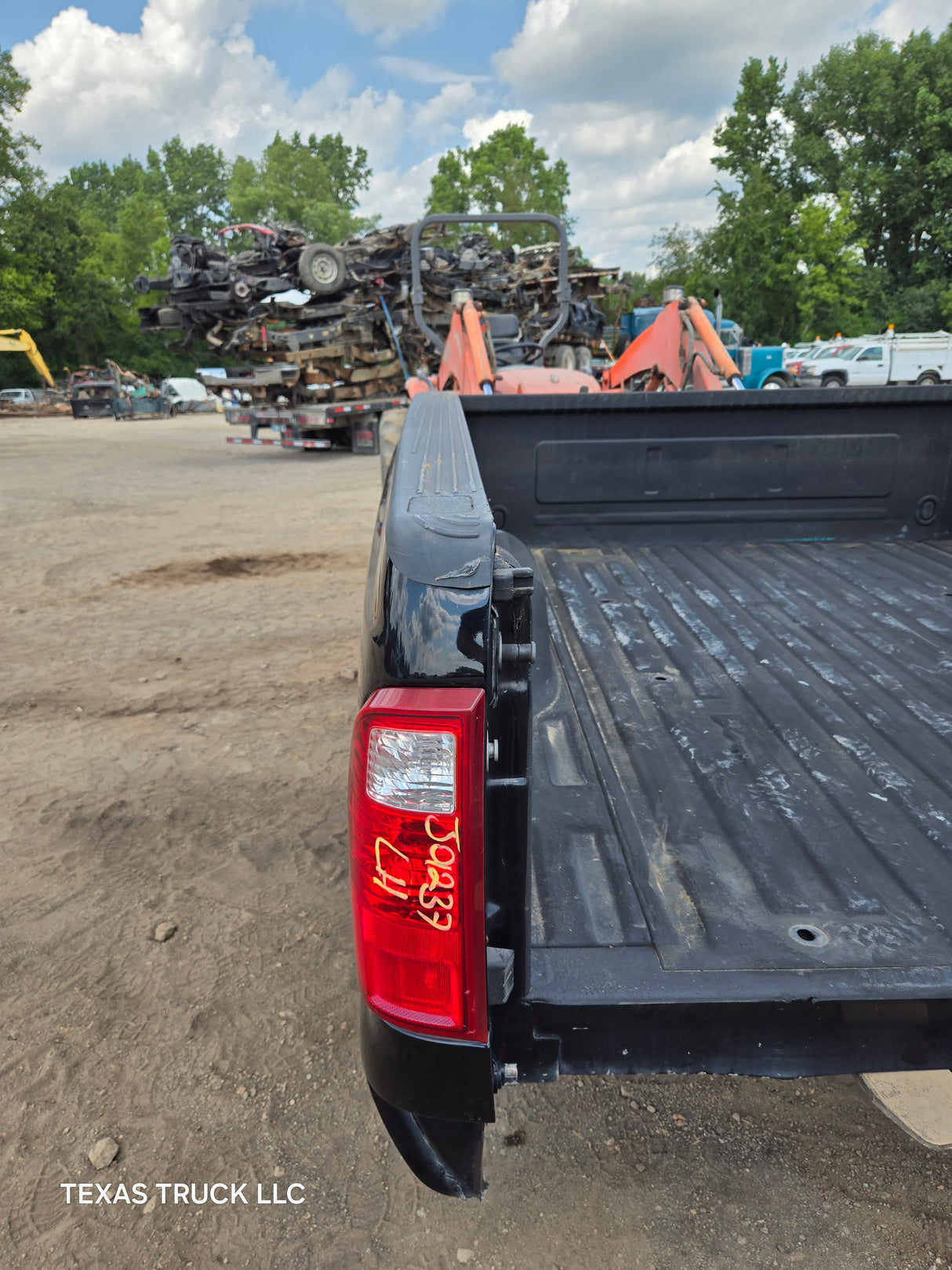 1999-2010 Ford Super Duty F250 F350 6' 9" Short Truck Bed - Black
