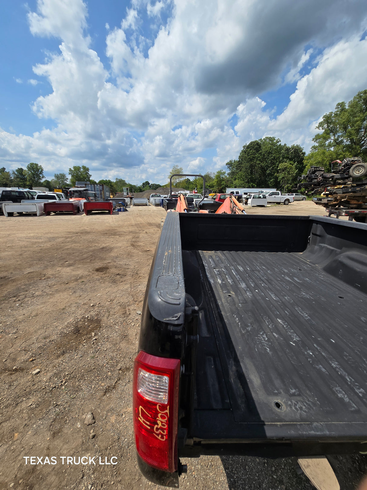 1999-2010 Ford Super Duty F250 F350 6' 9" Short Truck Bed - Black