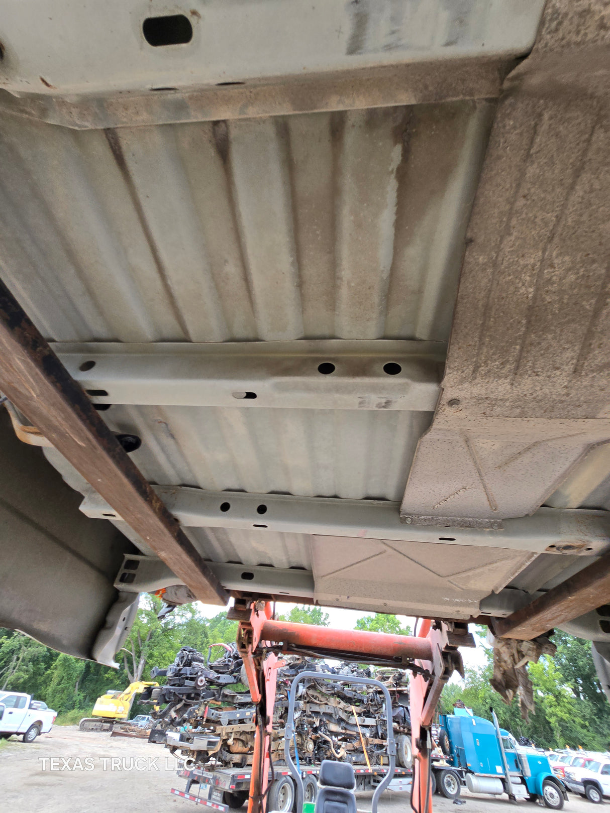 1997-2003 Ford F150 8' Long Bed - White