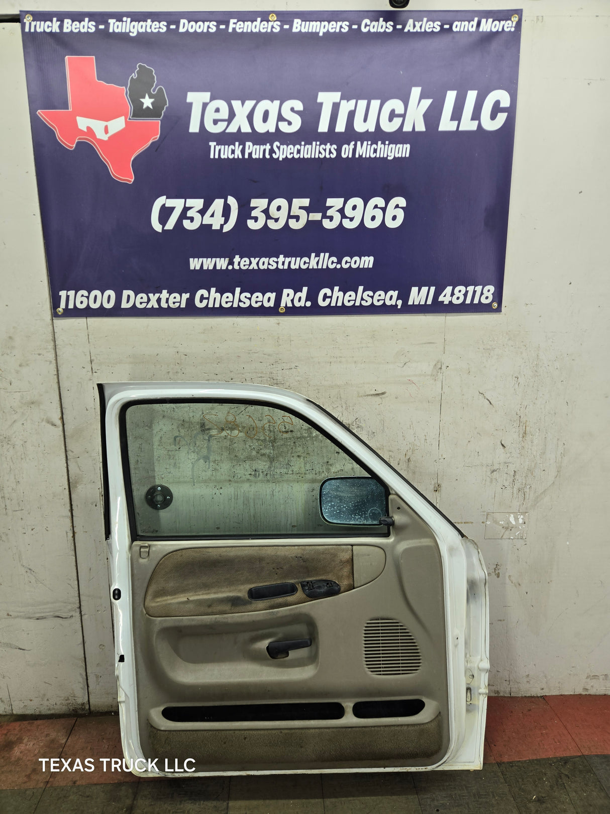 1994-2002 Dodge Ram 2nd Gen LH Driver Side Front Extended Cab Door 1500 2500 3500 ROUND CORNER -