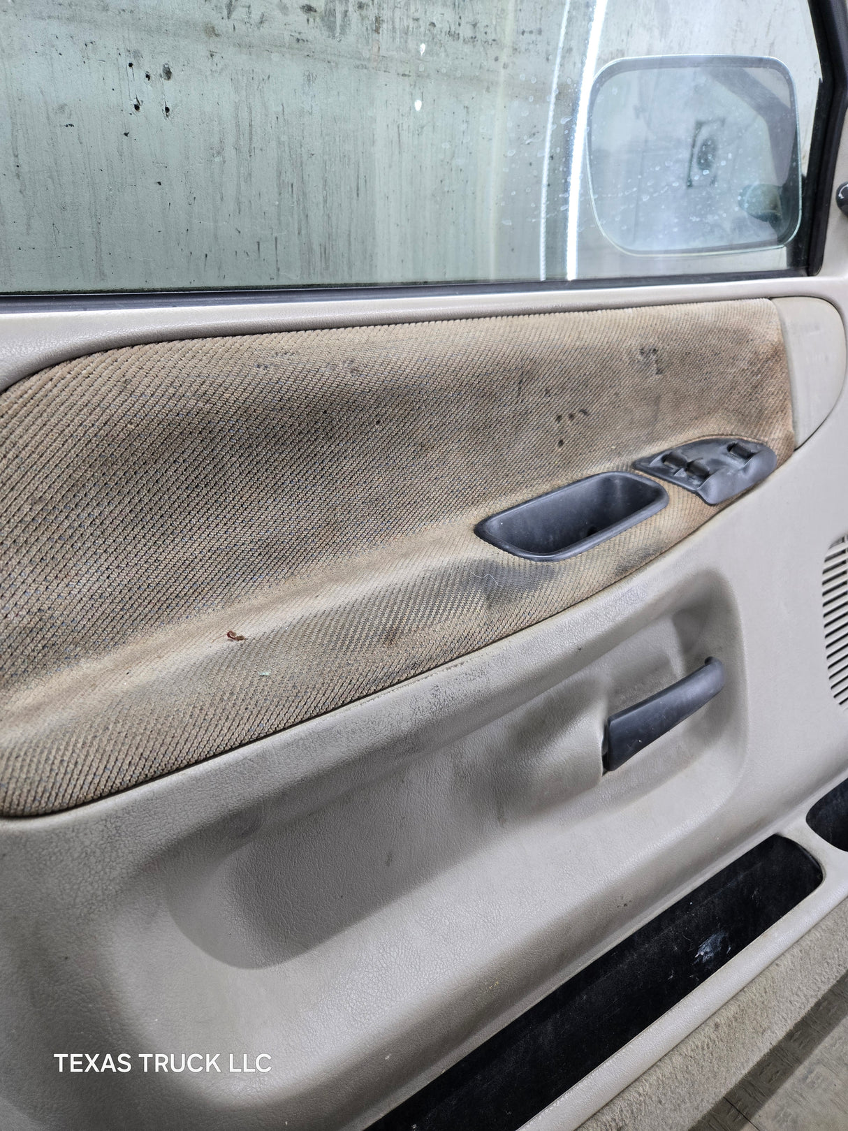 1994-2002 Dodge Ram 2nd Gen LH Driver Side Front Extended Cab Door 1500 2500 3500 ROUND CORNER -