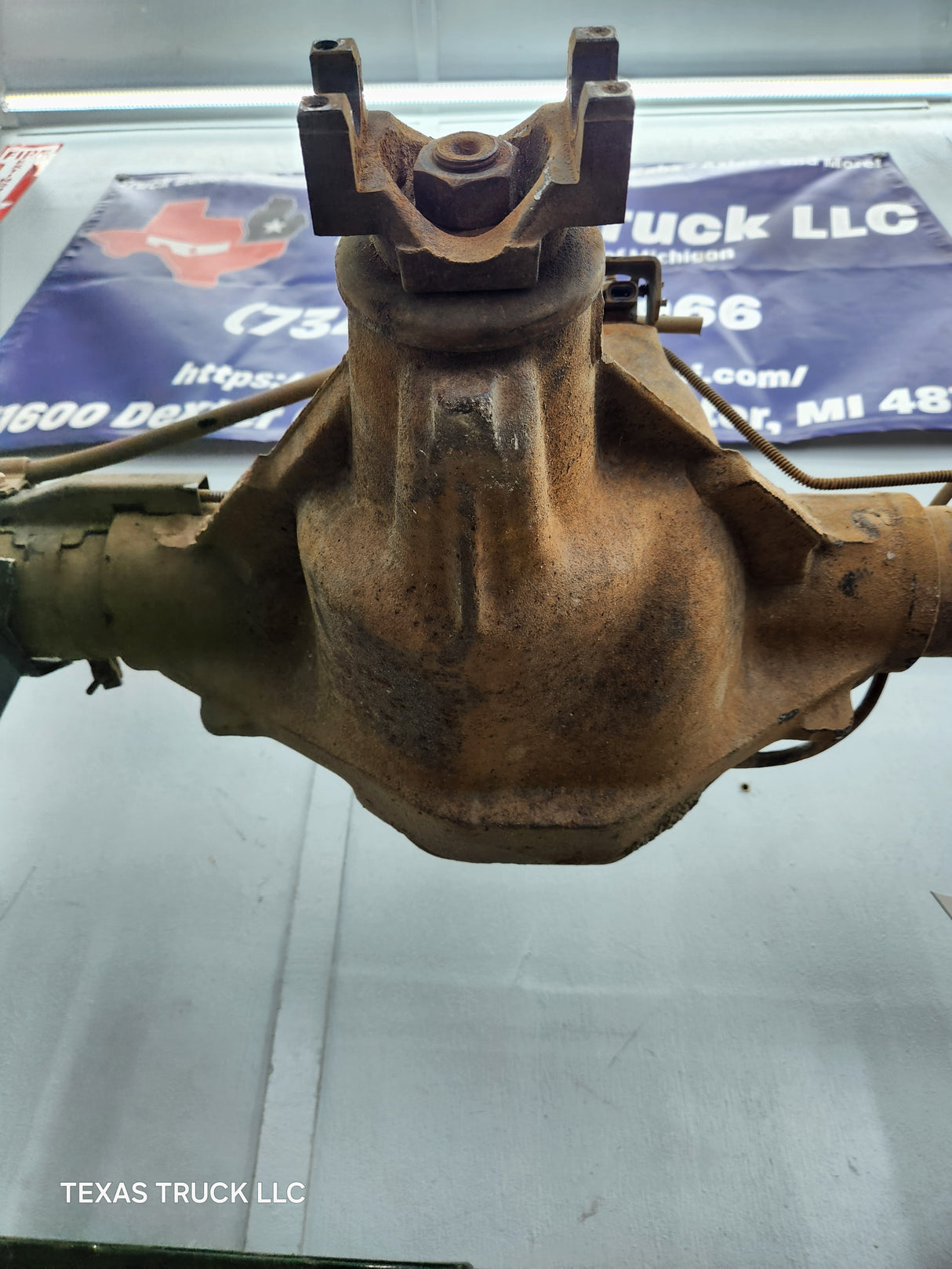 1994-1999 2nd Gen Dodge Ram 1500 3.55 Rear Axle 9.25 146k Miles