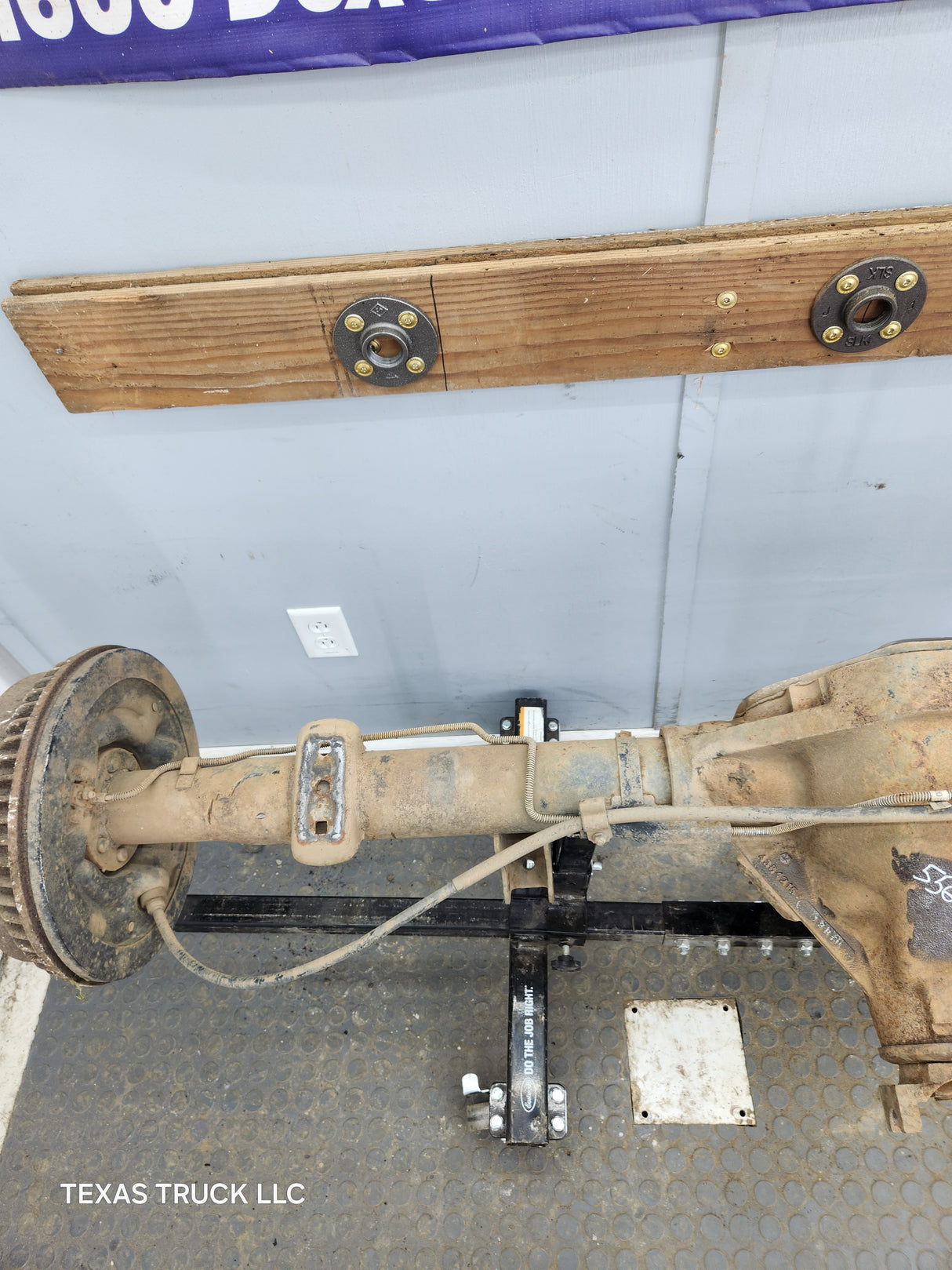 1994-1999 2nd Gen Dodge Ram 1500 3.55 Rear Axle 9.25 146k Miles