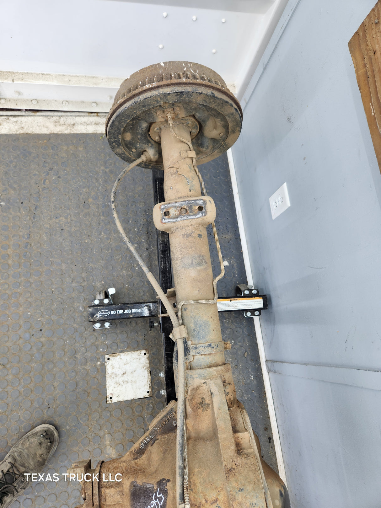 1994-1999 2nd Gen Dodge Ram 1500 3.55 Rear Axle 9.25 146k Miles