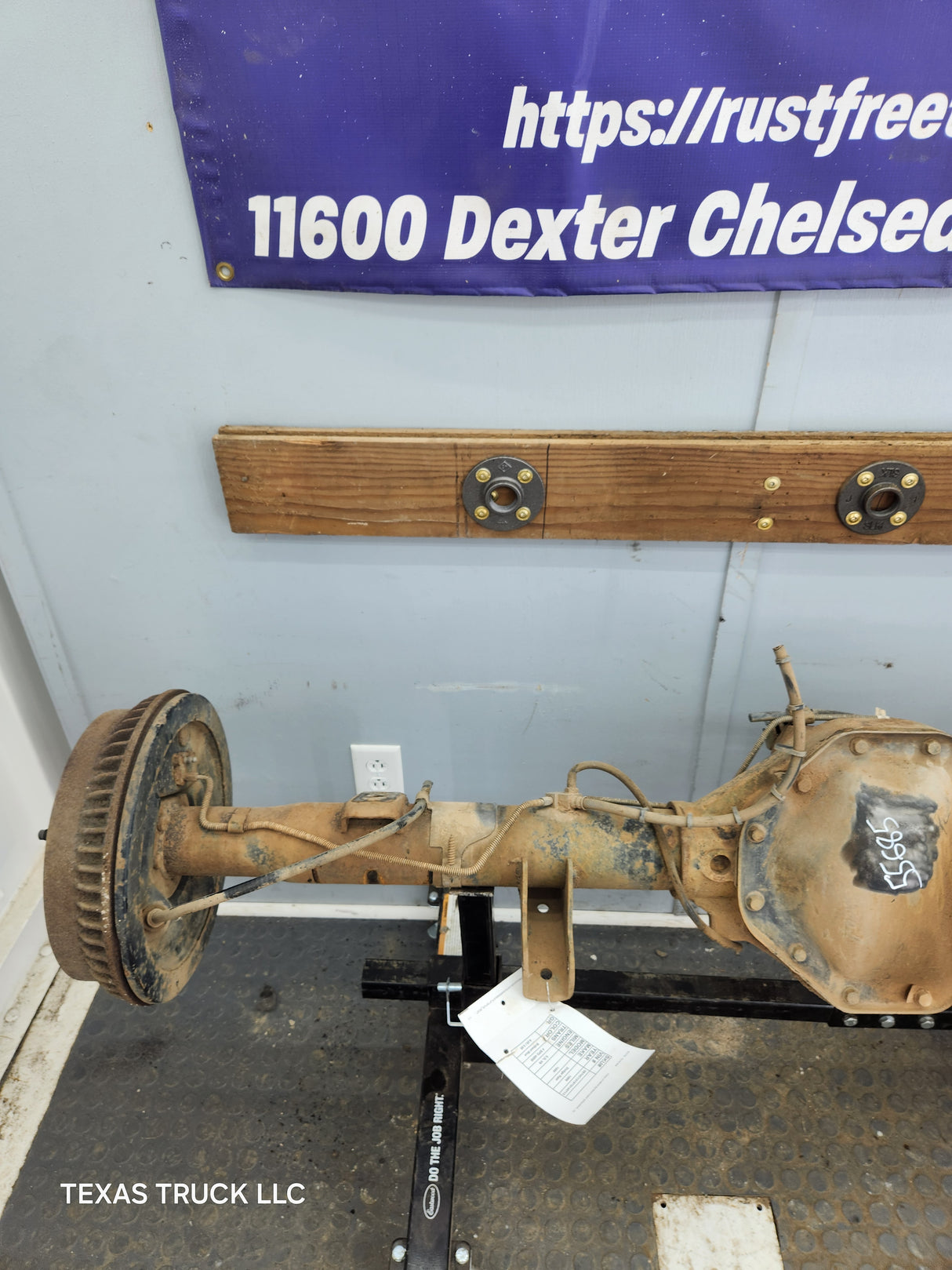1994-1999 2nd Gen Dodge Ram 1500 3.55 Rear Axle 9.25 146k Miles
