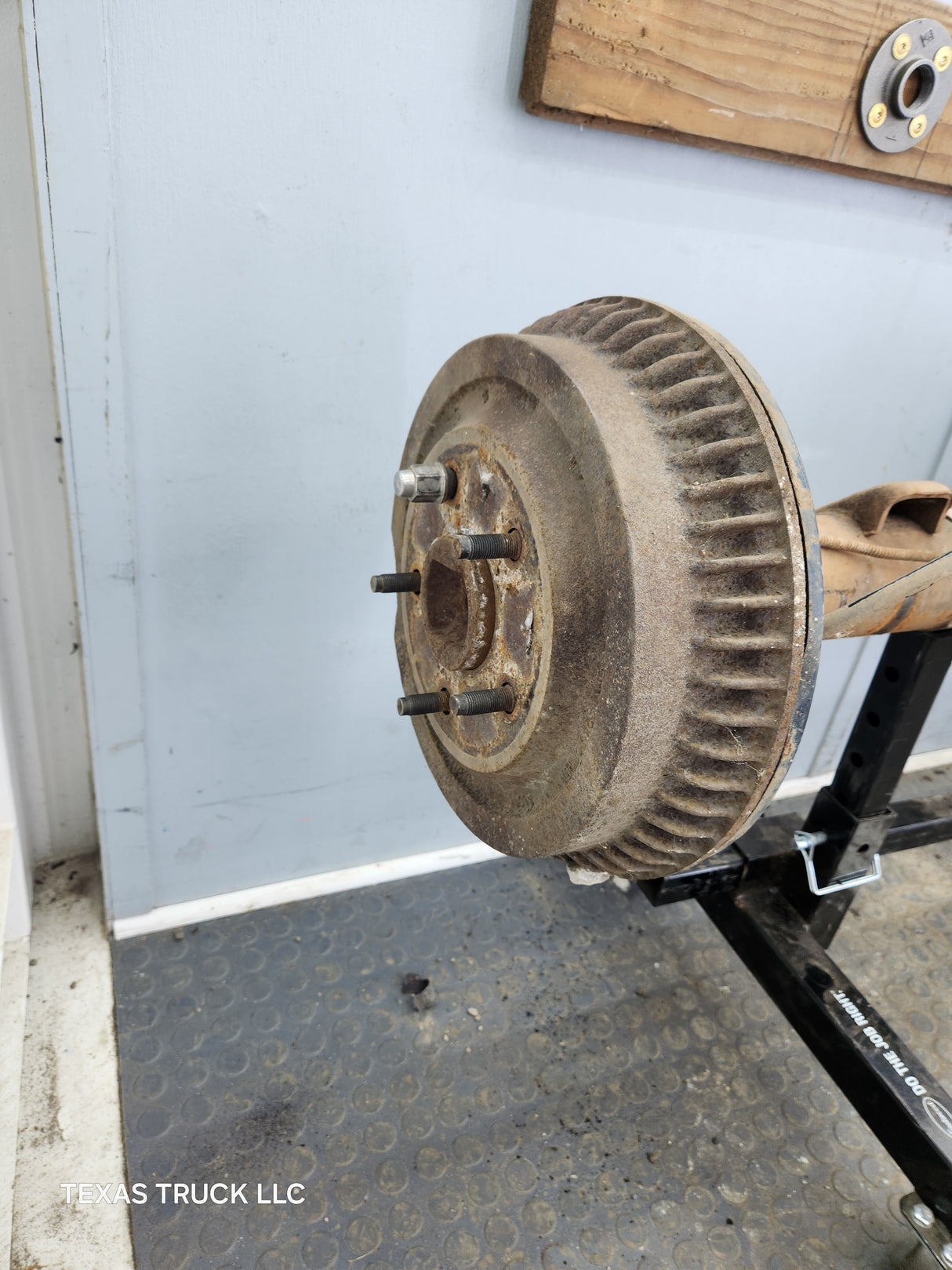 1994-1999 2nd Gen Dodge Ram 1500 3.55 Rear Axle 9.25 146k Miles