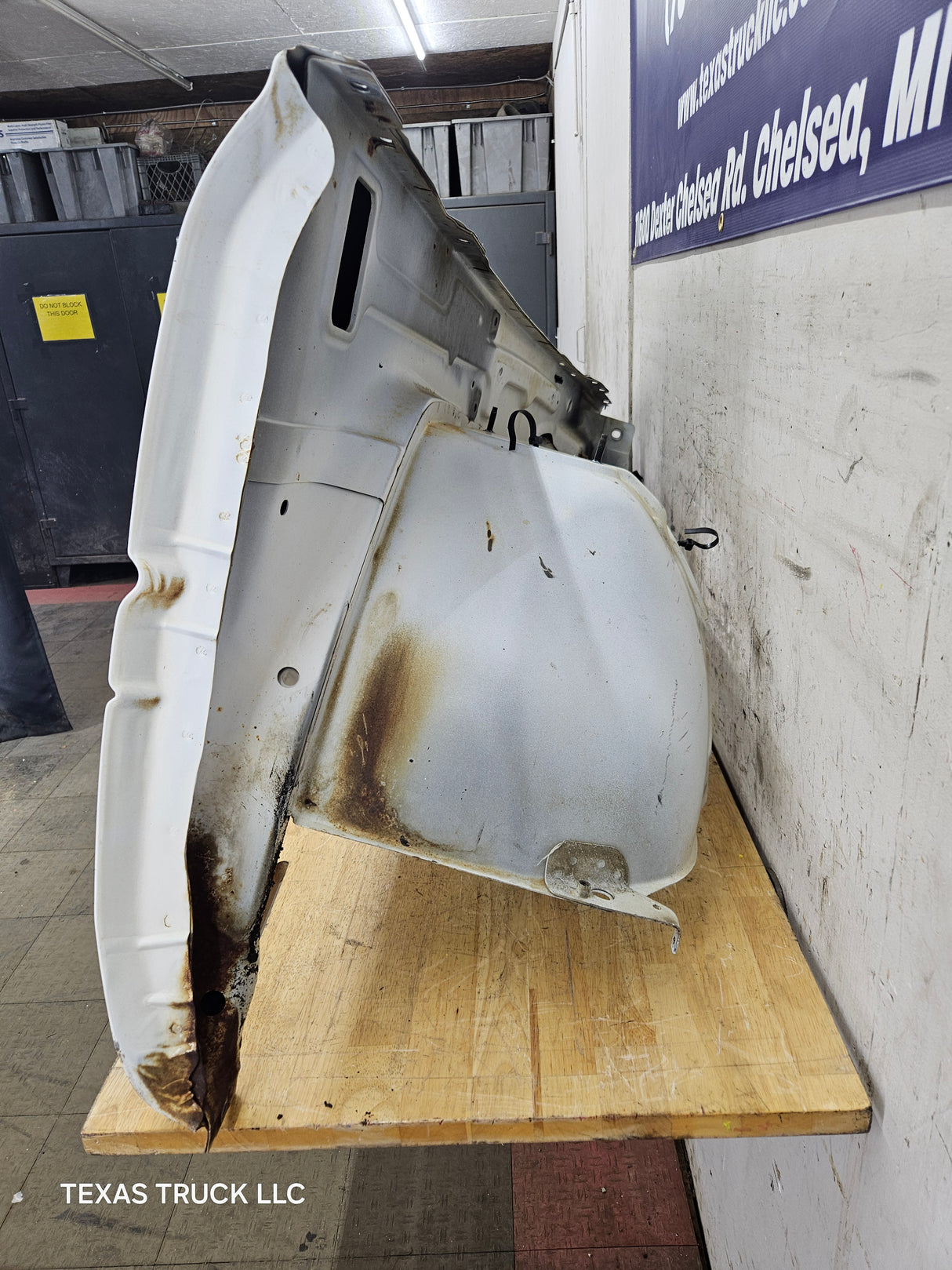 1994-2002 Dodge Ram 2nd Gen 1500 2500 3500 LH Driver Side Fender - White