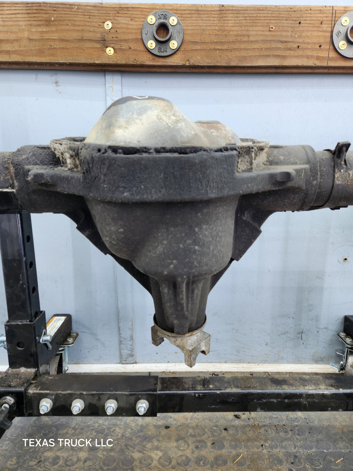 1994-1999 2nd Gen Dodge Ram 1500 3.55 Rear Axle 9.25