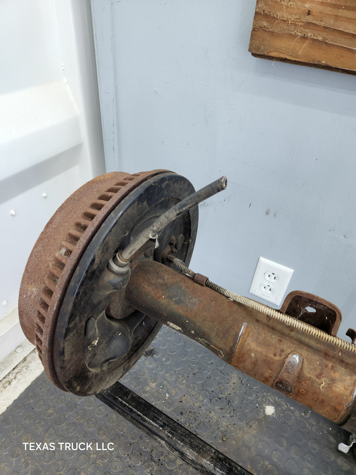 1994-1999 2nd Gen Dodge Ram 1500 3.55 Rear Axle 9.25