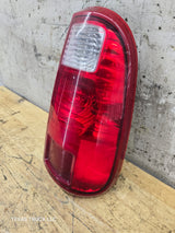 2008-2016 Ford Super Duty F250 F350 F450 F550 RH Passenger Side Tail Light