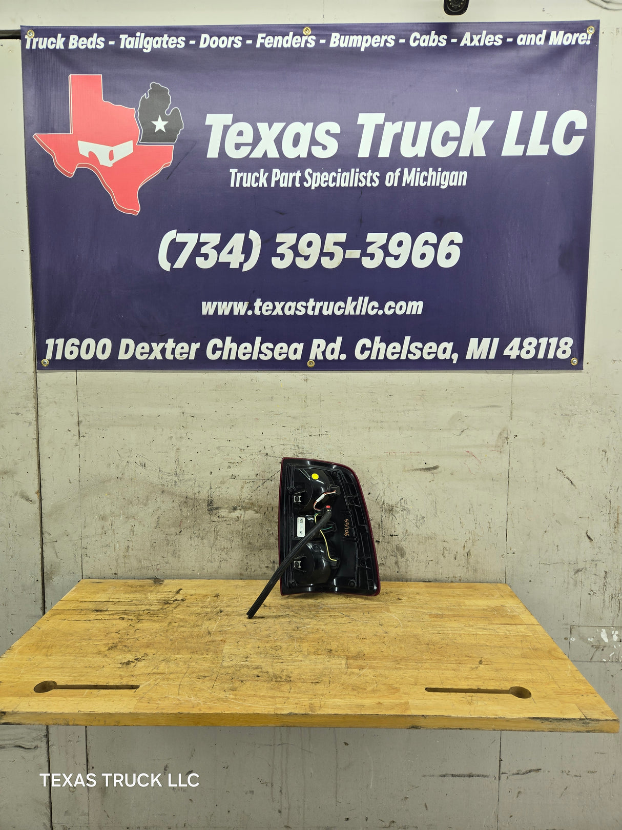 2019-2025 5th Gen Dodge Ram 2500 3500 LH Driver Side Tail Light Halogen 68361715AE