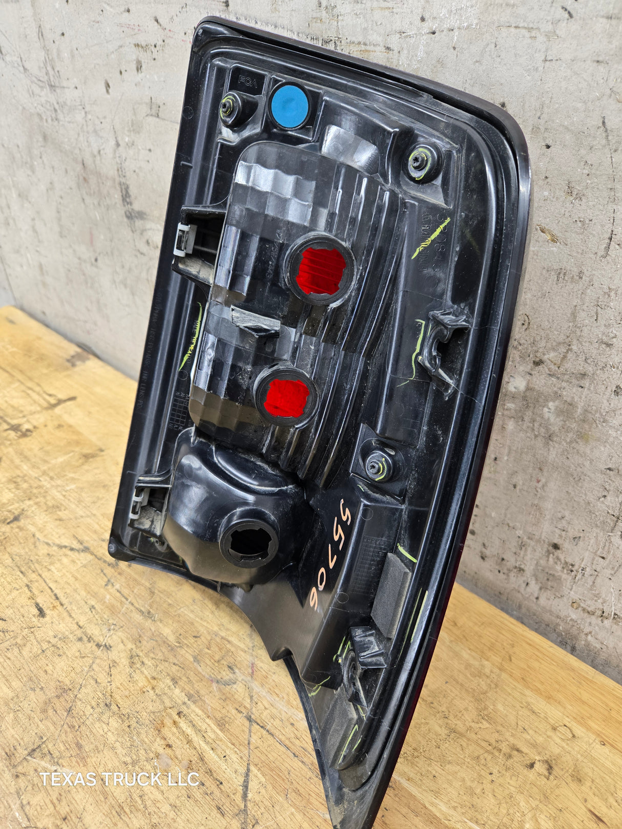 2019-2025 5th Gen Dodge Ram 2500 3500 LH Driver Side Tail Light Halogen P68592555AA