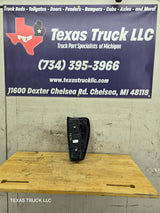 2019-2024 GMC Sierra 1500 2500 3500 HD LH Driver Side Tail Light 85727853