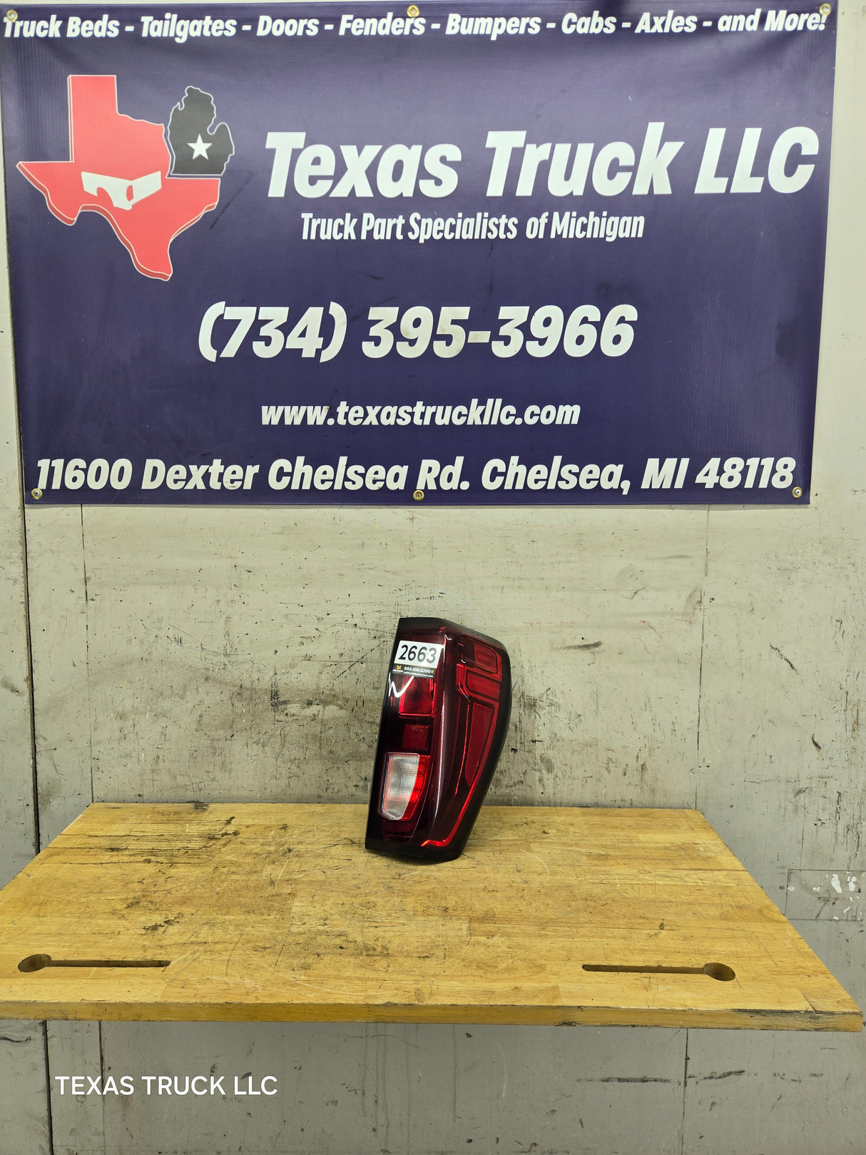 2019-2024 GMC Sierra 1500 2500 3500 HD RH Passenger Side Tail Light 85727854