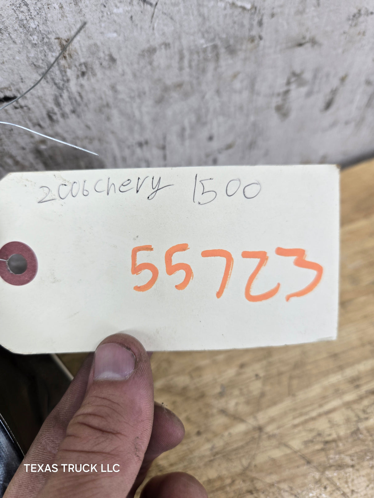 2003-2006 Chevrolet Silverado Tahoe / GMC Sierra Yukon Instrument Gauge Cluster Speedometer 15105687