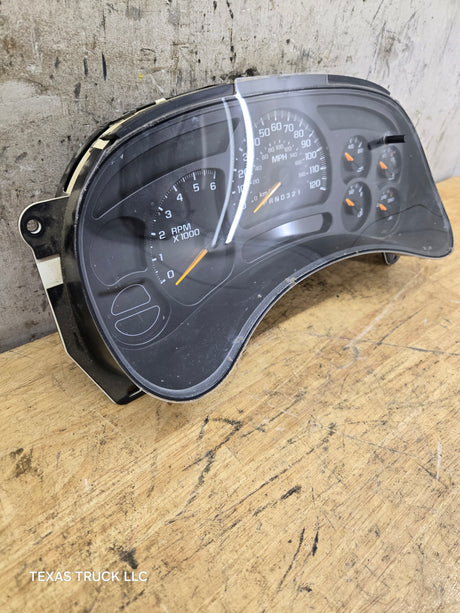 2003-2006 Chevrolet Silverado Tahoe / GMC Sierra Yukon Instrument Gauge Cluster Speedometer 15105687