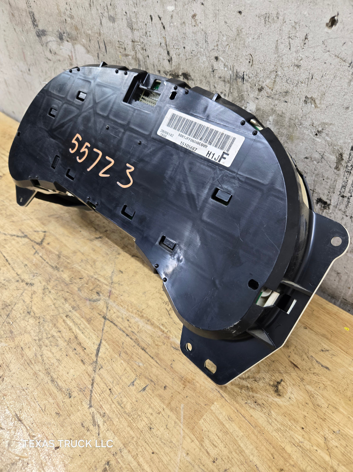 2003-2006 Chevrolet Silverado Tahoe / GMC Sierra Yukon Instrument Gauge Cluster Speedometer 15105687