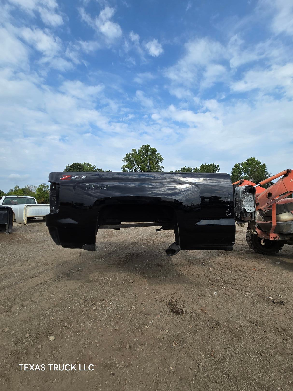 2014-2019 Chevrolet Silverado 1500 2500 3500 HD 6' 6" Short Bed - Black