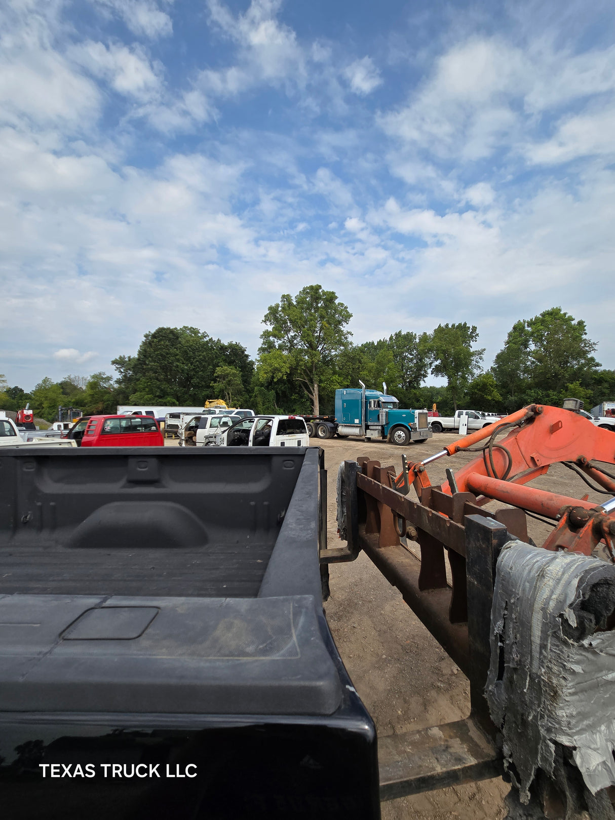2014-2019 Chevrolet Silverado 1500 2500 3500 HD 6' 6" Short Bed - Black