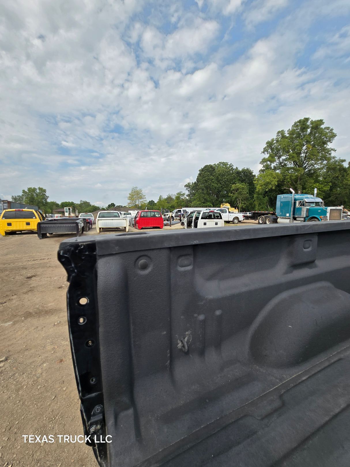 2014-2019 Chevrolet Silverado 1500 2500 3500 HD 6' 6" Short Bed - Black