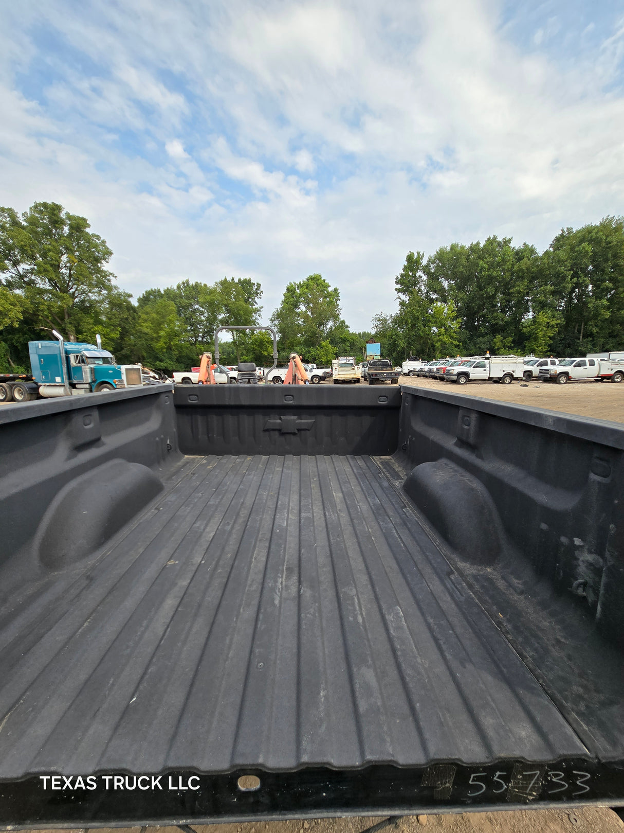 2014-2019 Chevrolet Silverado 1500 2500 3500 HD 6' 6" Short Bed - Black