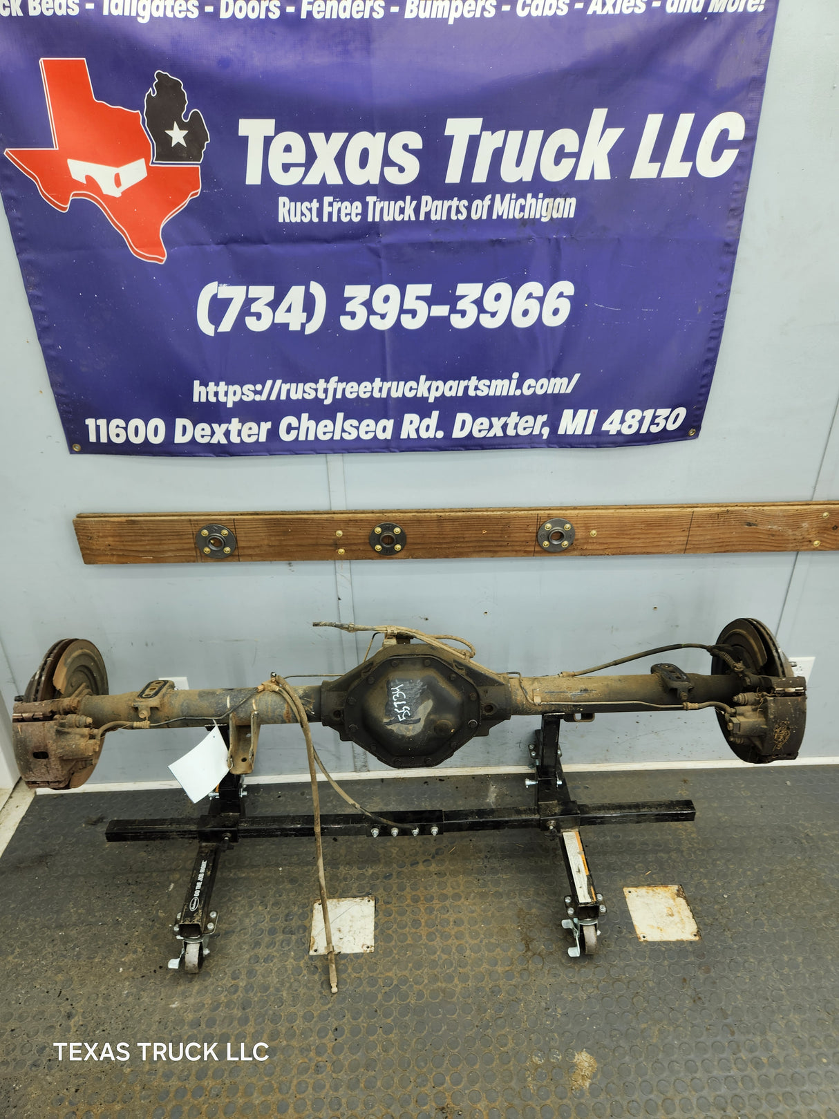 2002-2005 Dodge Ram 1500 Rear Axle 3.55 Gear Ratio 9.25 3rd Gen