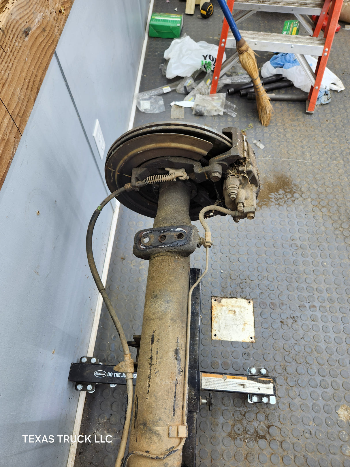 2002-2005 Dodge Ram 1500 Rear Axle 3.55 Gear Ratio 9.25 3rd Gen
