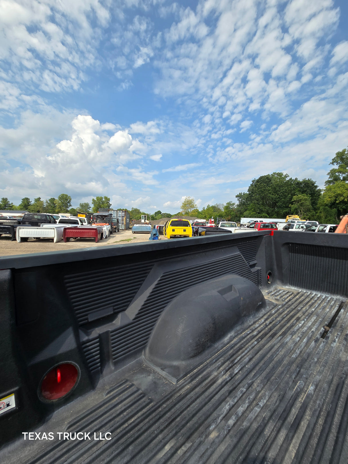 2009-2018 Dodge Ram 4th Gen 1500 2500 3500 6' 4" Short Truck Bed - Bright Red