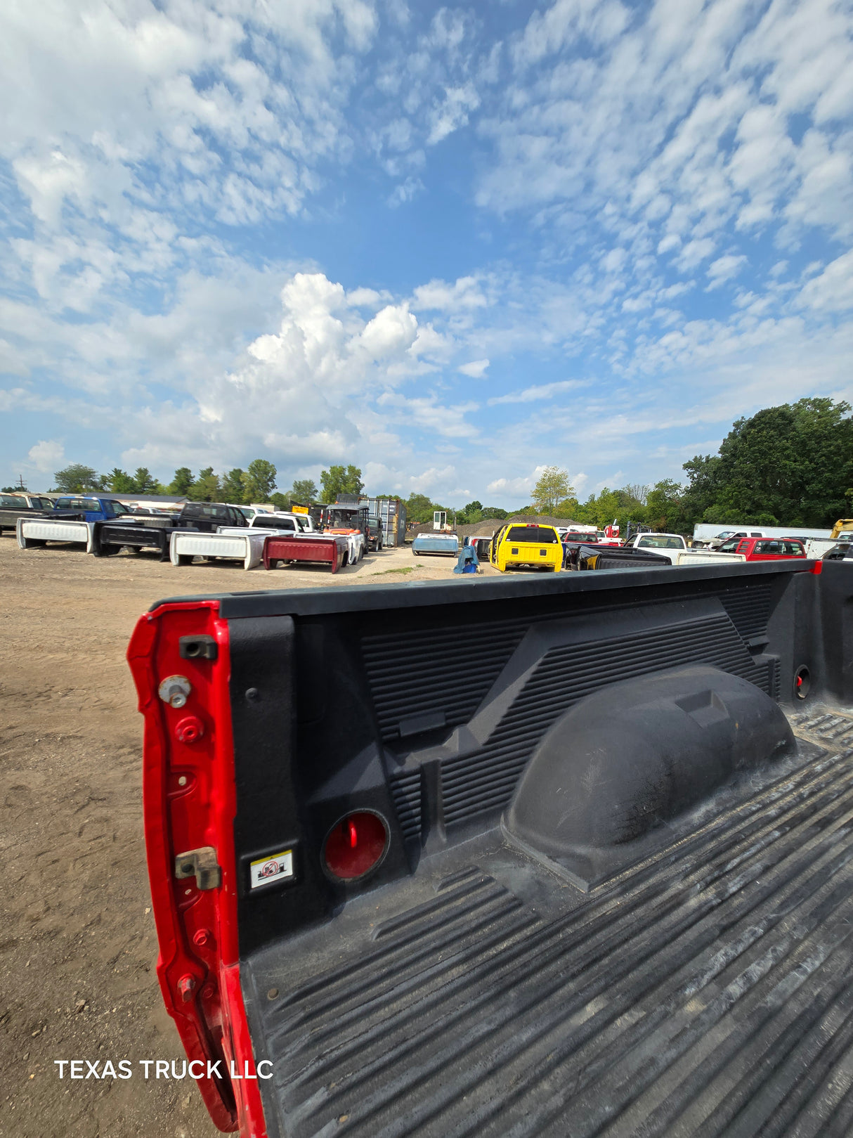 2009-2018 Dodge Ram 4th Gen 1500 2500 3500 6' 4" Short Truck Bed - Bright Red
