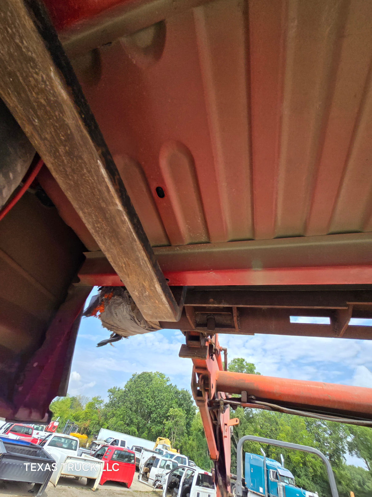 2009-2018 Dodge Ram 4th Gen 1500 2500 3500 6' 4" Short Truck Bed - Bright Red
